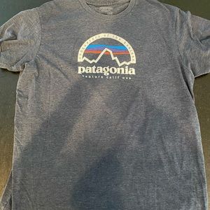 Men’s Patagonia logo t shirt